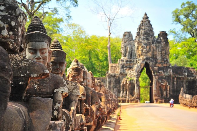 Join Tours Angkor Wat & Small Groups Full Day - Dress Code Requirements