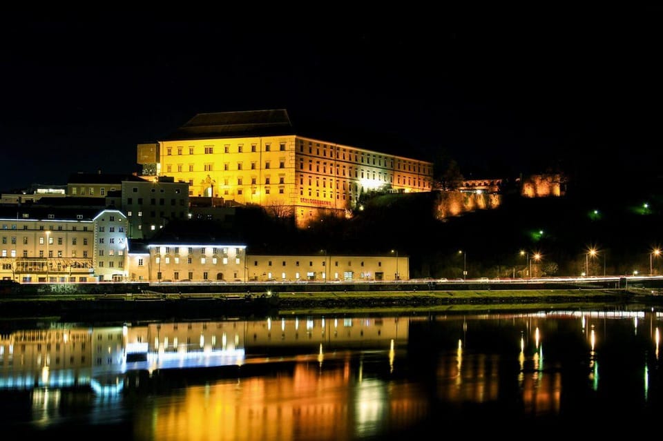 Joyful Family Walking Tour in Linz - Family-Friendly Experience