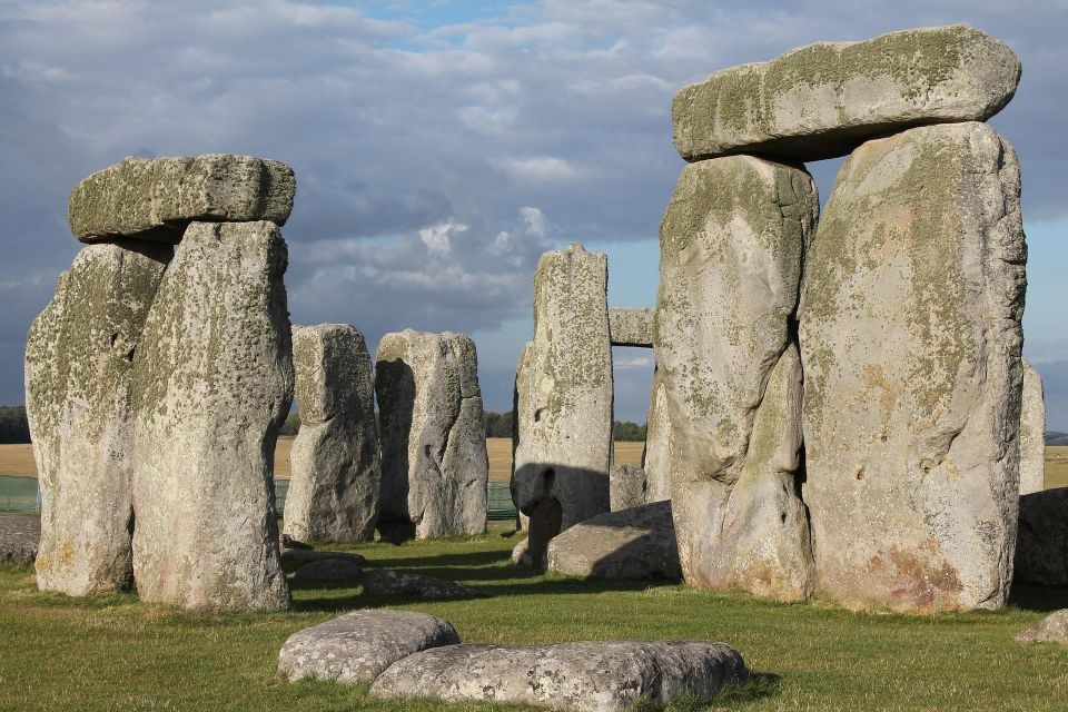 Just Stonehenge Tour From London - What to Bring