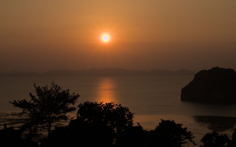 Krabi: Sunset Kayaking Ao Thalane With Dinner BBQ - Duration and Activity Details