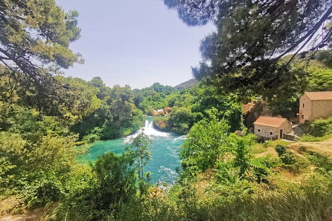 Krka Waterfalls From Split - Transfer and Lunch INCLUDED - Exploring Krka Waterfalls