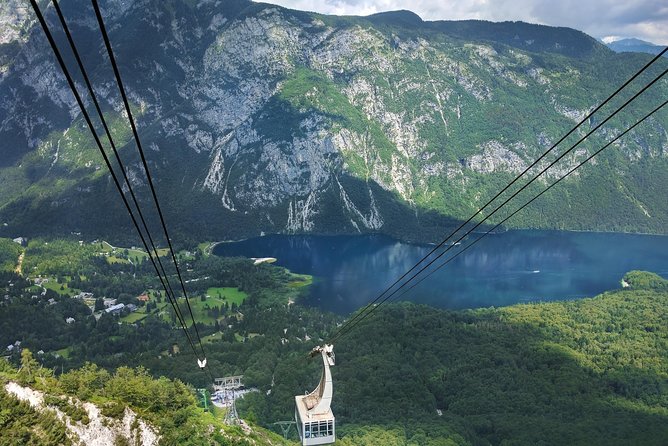 Lake Bled and Bohinj With Vintgar Gorge Included - Admiring the 13th-Century Church Frescoes