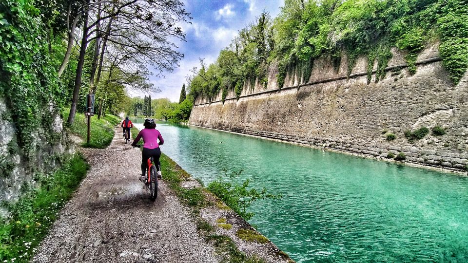 Lake Garda and Borghetto E-Bike Tour - Whats Included