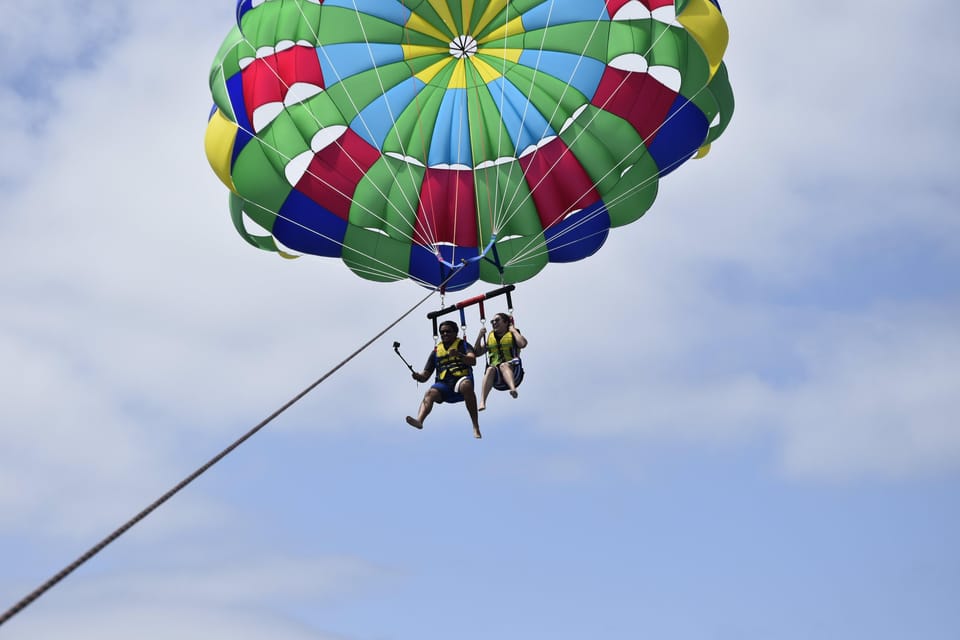 Lanzarote: Parasailing Adventure in Puerto Del Carmen - Customer Experience and Reviews