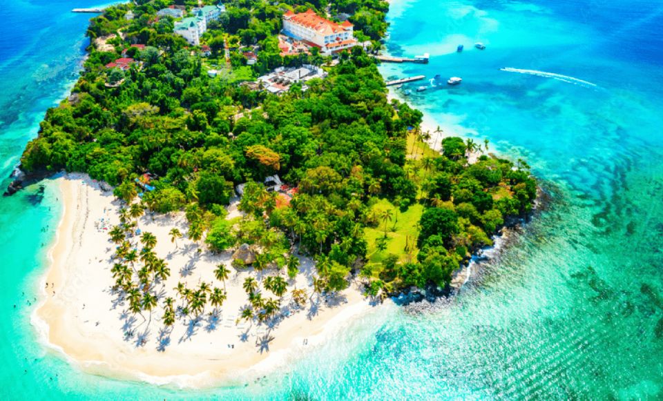 Las Terrenas: Los Haitises Boat and Walking Tour With Lunch - Visiting Cayo Levantado Beach