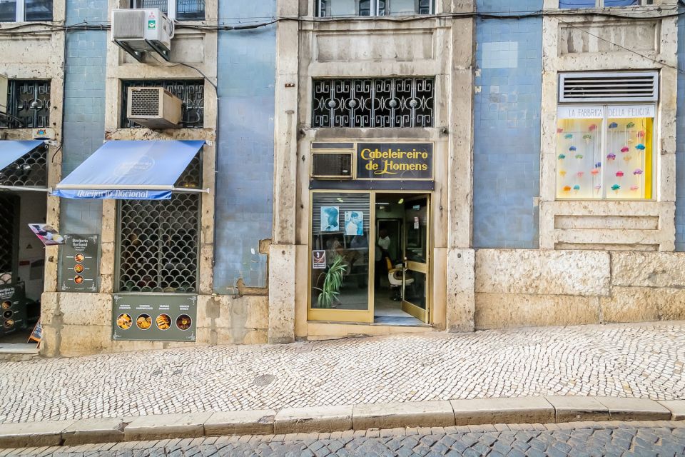 Lisbon: Best of City Private Walking Tour - Enjoy a Local Wine Tasting