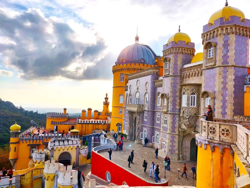 Lisbon: Half-Day Sintra Tour With Pena Palace and Regaleira - Duration and Timing