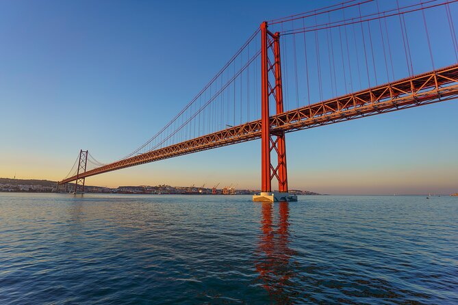 Lisbon Sunset Cruise With Wine and Snacks - Customer Experiences and Feedback