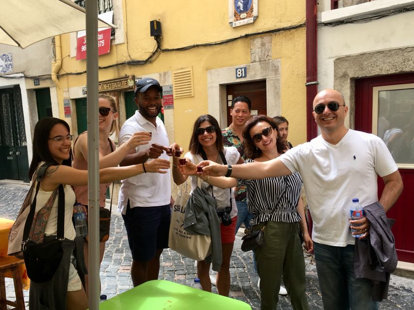 Lisbon: Walking Tour With a Local Guide - Inclusions and Exclusions