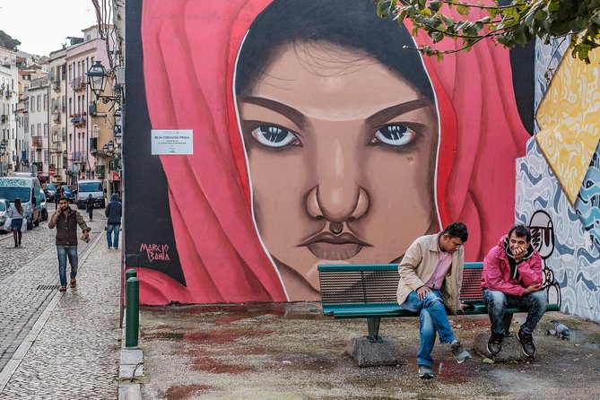 Lisbon Walking Tour With a Photographer - Morning Edition - Customer Experience and Reviews