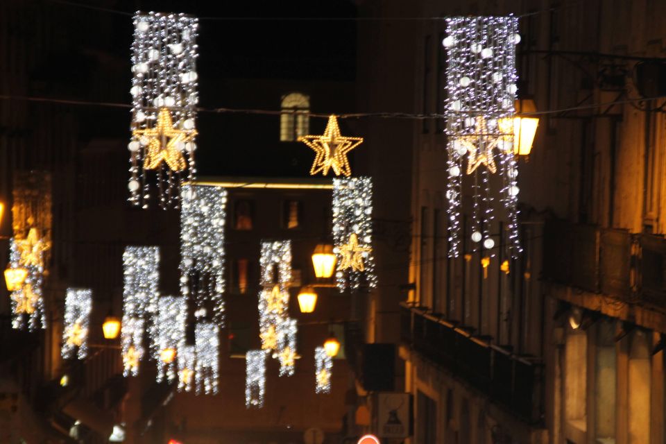 Lisbon's Christmas Lights Tour 2H - Optional Photo Stops and Visits