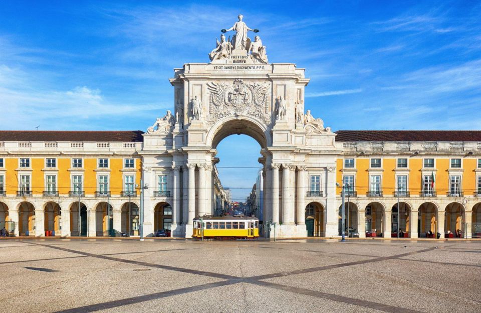 Lisbon's Historic Charms: A Scenic Family Walking Tour - Frequently Asked Questions