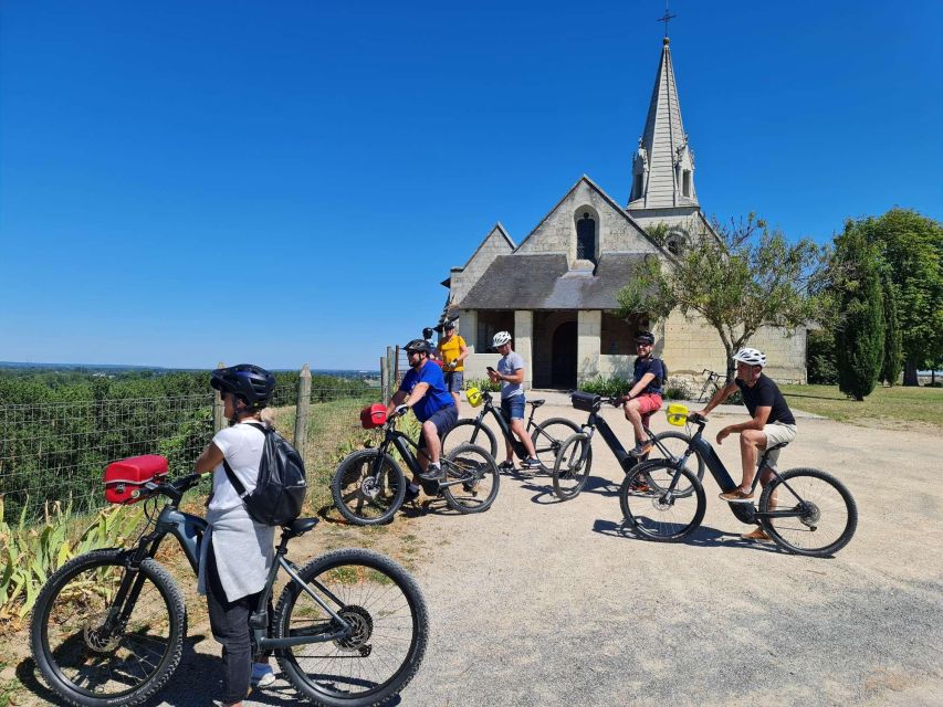 Loire Valley Chateau: 2-Day Cycling Tour With Wine Tasting - Castles to Explore