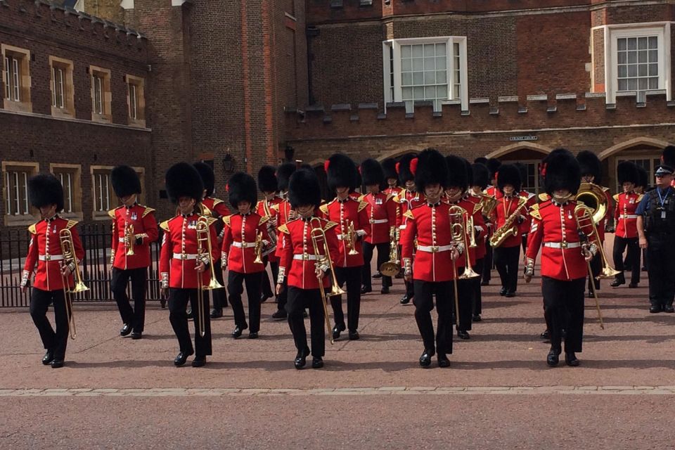 London: Westminster Tour, River Cruise, and Tower of London - Meeting Point and Logistics