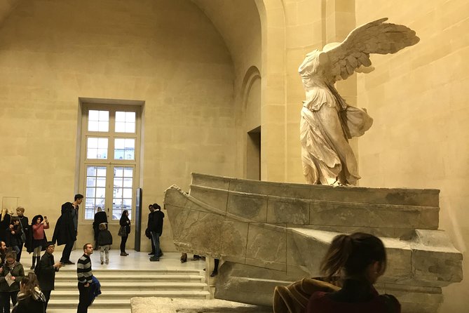 Louvre Museum Masterpieces Skip-the-Line and Small-Group Tour - Iconic Artworks