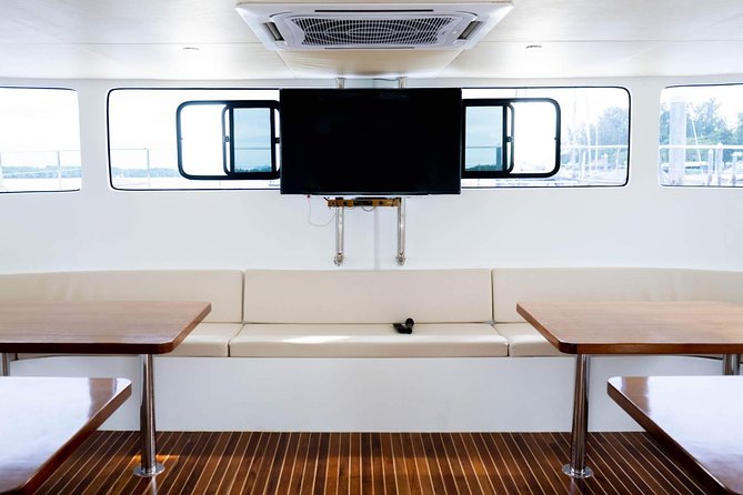 Luxury Sunset Cruise at Krabis Coastlin With Power Catamaran - Tips for Travelers