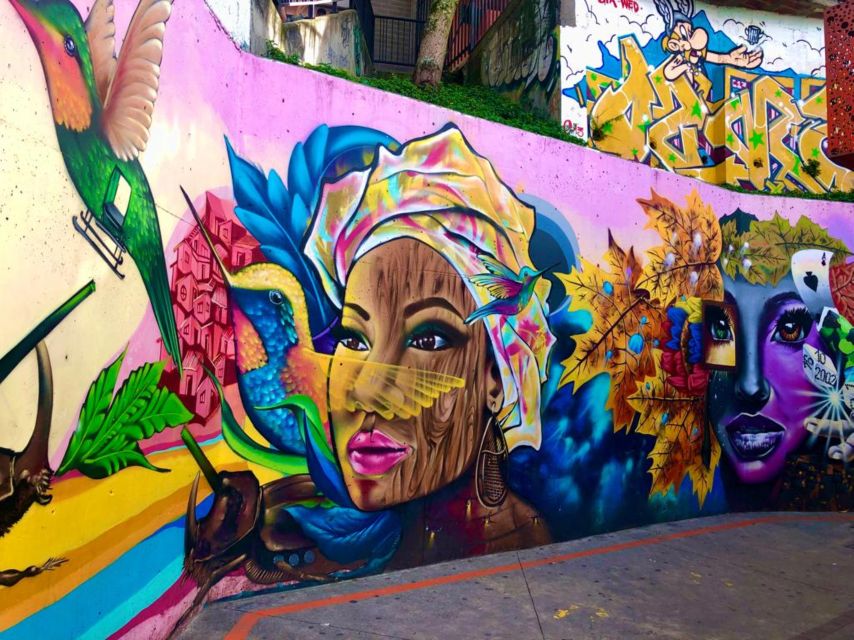 Medellin: Tour Comuna 13 Beyond the History and Graffiti | Travel Buddies