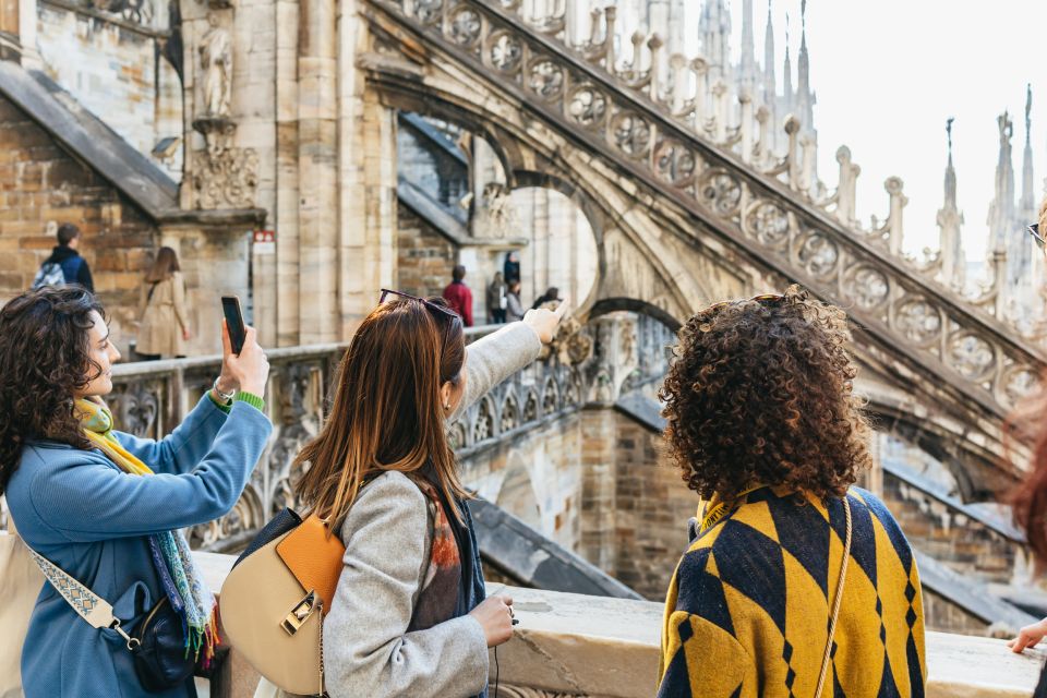 Milan: Duomo Rooftops and Cathedral Guided Tour With Tickets - Customer Feedback and Experience