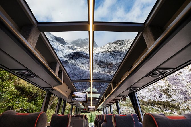 Milford Sound Coach and Scenic Lunch Cruise From Queenstown - Customer Ratings