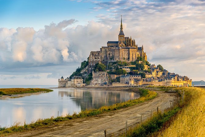 Mont Saint Michel Guided Day Trip With Abbey Entry From Paris - Leisure Time on the Island