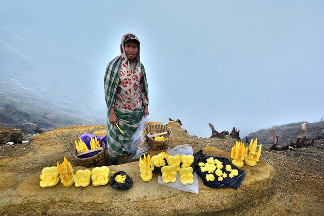 Mount Ijen: Electric Blue Fire Tour (2D1N - Private & All-Inclusive) - Tips for a Successful Tour