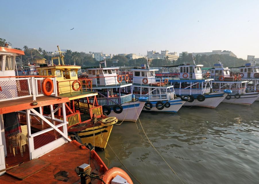 Mumbai: Heritage Highlights Walking Tour With Food Tasting - Local Street Food Tasting