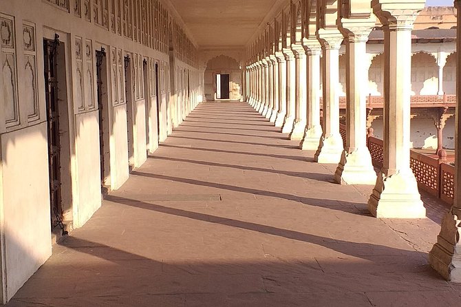 Mumbai to Agra Same Day Taj Mahal Trip With Return Flights - Customer Reviews and Ratings