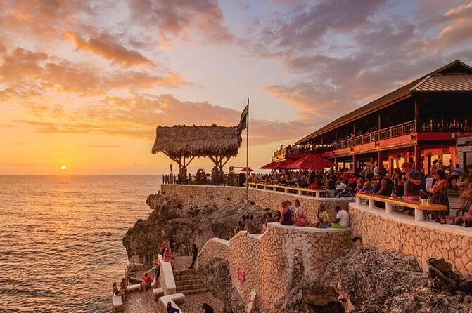Negril Guided Day Tour:7 Mile Beach and Sunset at Ricks Cafe - Accessibility Information