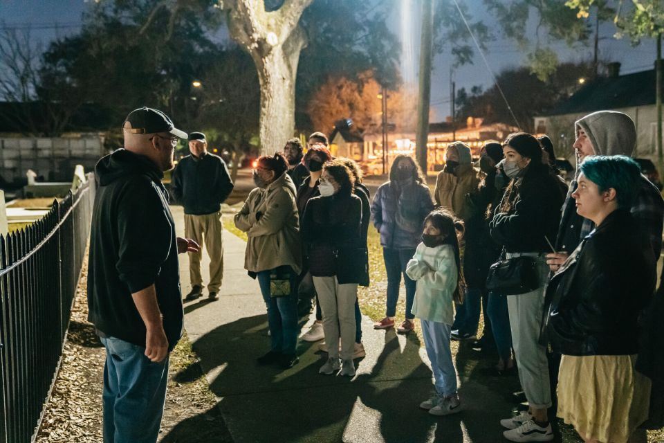 New Orleans: Cemetery Bus Tour at Dark With Exclusive Access - Exploring the Cemeteries