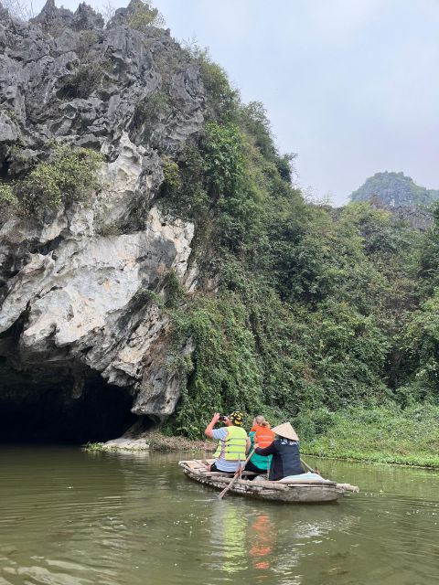 Ninh Binh: Private Tour Hoa Lu - Tam Coc/Trang An From Hanoi - Option 1: Trang An Experience