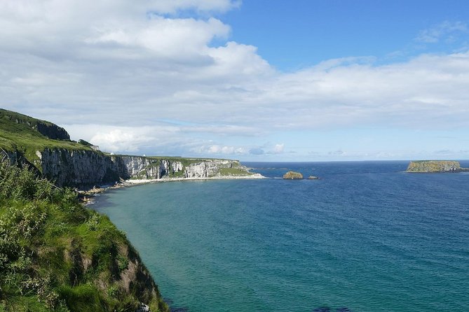 Northern Ireland Including Giants Causeway Rail Tour From Dublin - Logistics and Meeting Point