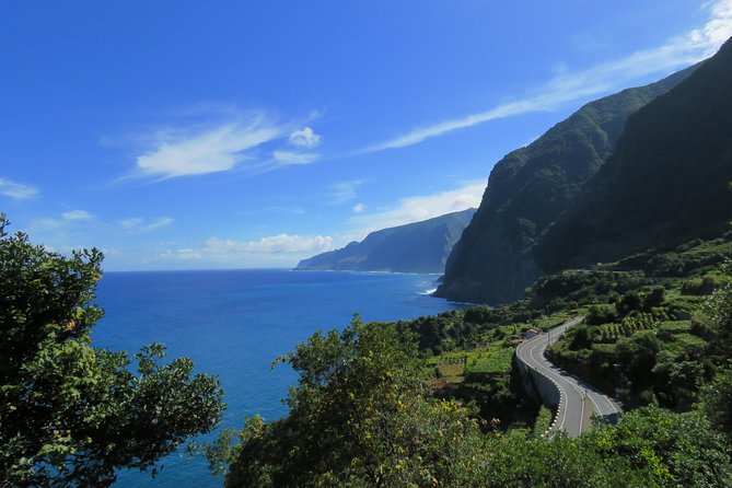 Northwest Terraces and Volcanic Pools 4x4 Full Day Tour - Exploring Rugged Terrain