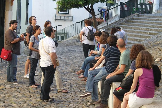 Old Lisbon: Alfama and São Jorge Neighborhoods 3-Hour Walking Tour - Participant Requirements