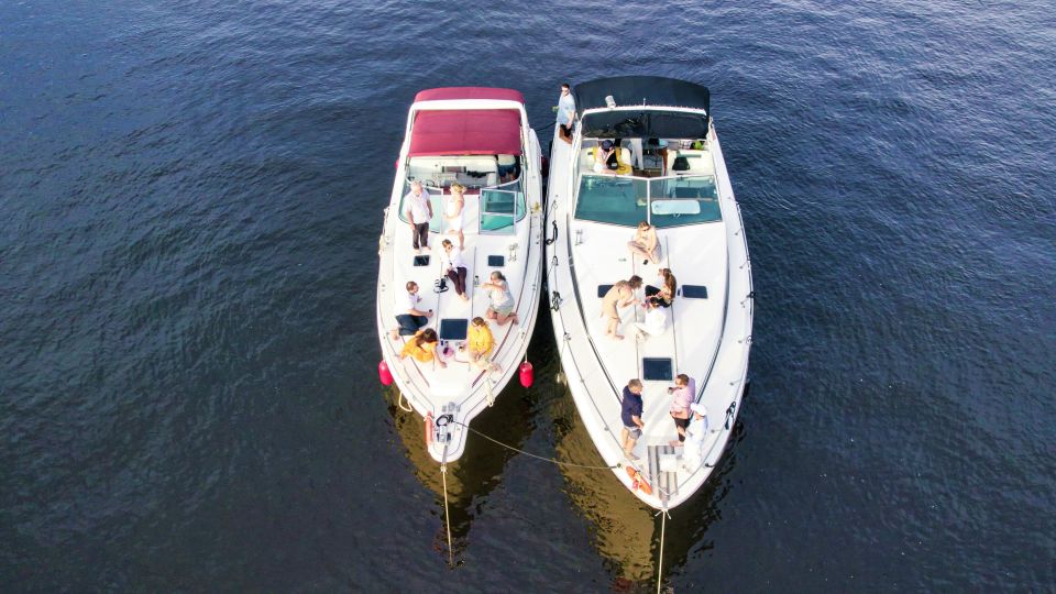 Ottawa: Yacht Cruises on Ottawa River - Wed, Thu, or Fri - Onboard Amenities for Comfortable Cruising