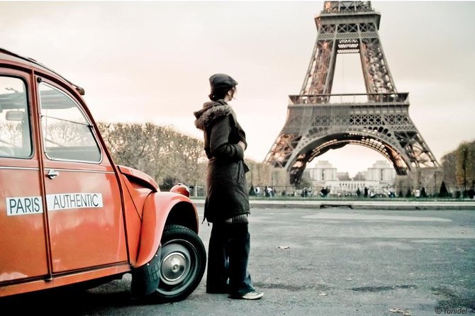 Paris Classic Tour in 2CV - Infant Seating