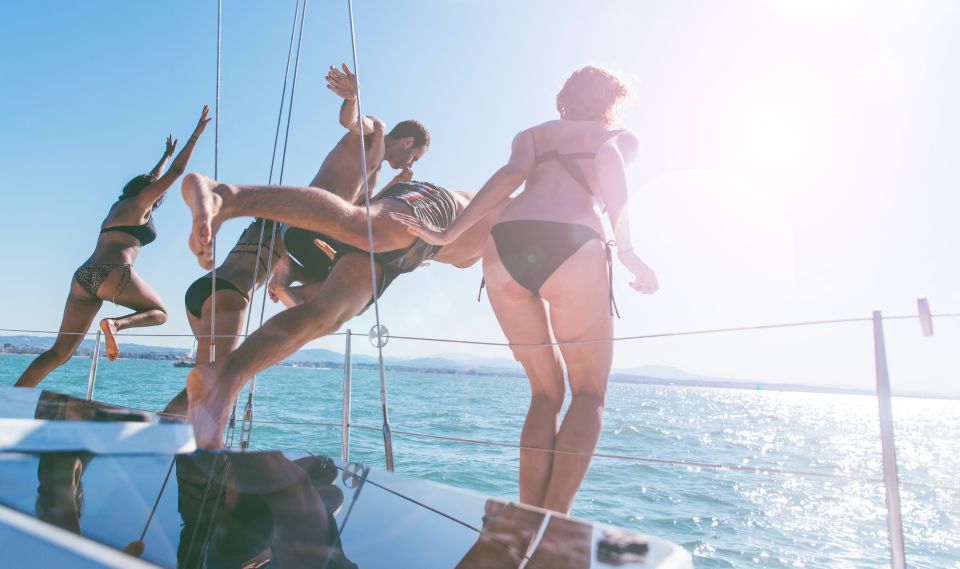 Paros: Private Catamaran Cruise With Meal, Drinks & SUP - Customer Reviews