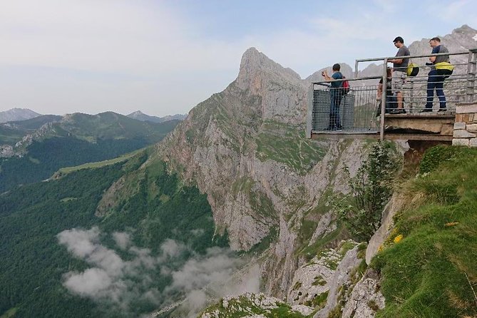 Picos De Europa and Potes Guided Tour From Santander - Tour Logistics