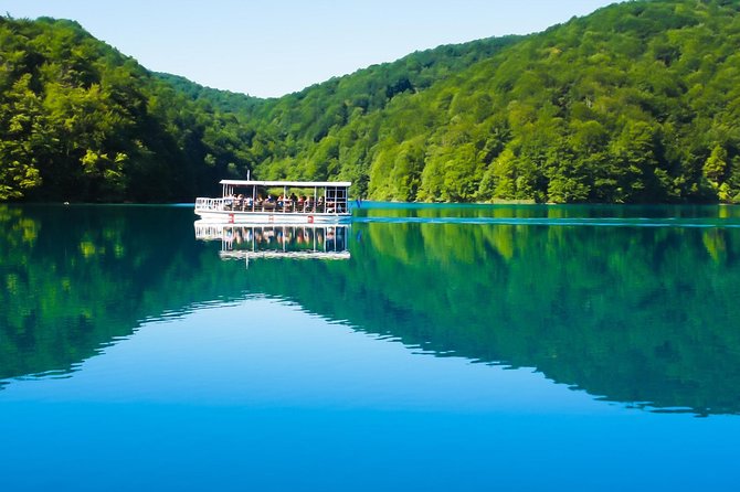 Plitvice Lakes Economy Group Tour From Split or Trogir - Ideal Clothing and Supplies