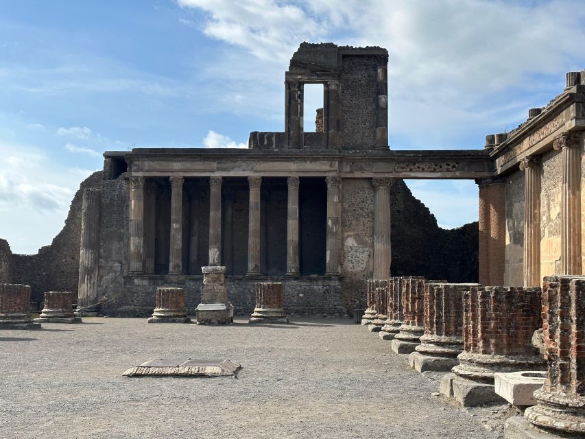 Pompeii: Skip the Line Ticket + Guided Group Tour - Recap