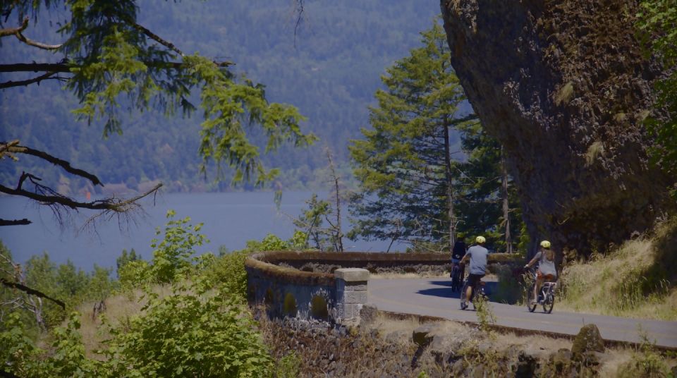 Portland: Scenic Self-Guided E-Bike Tour at Multnomah Falls - Accessibility and Restrictions