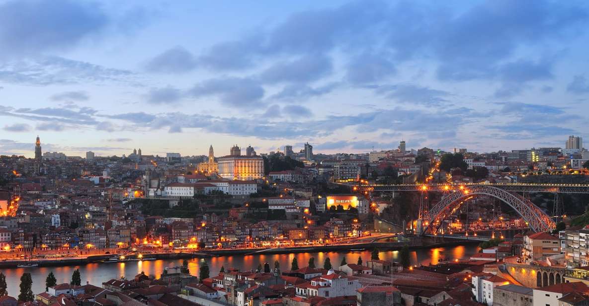 Porto: Fado Dinner Show and Night Tour | All Included - Frequently Asked Questions