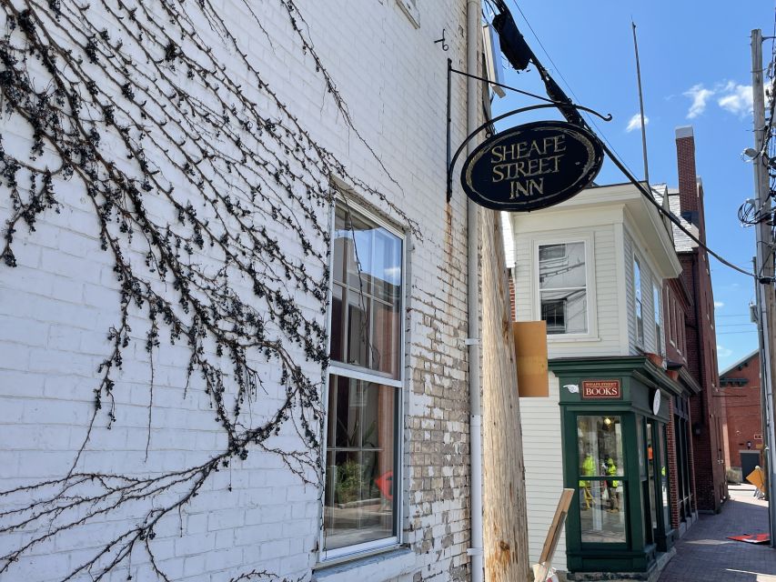 Portsmouth: Self-Guided Haunted Walking Audio Tour - Meeting Point