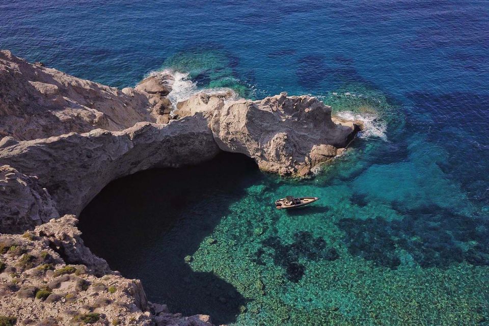 Private Boatcruise Paros, Antiparos, Despotiko, Panteronisi - Participant Restrictions