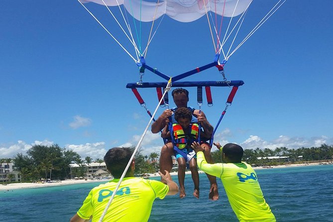 Private Catamaran With Parasailing / Snorkeling / Hooka Diving - Maximum Group Size