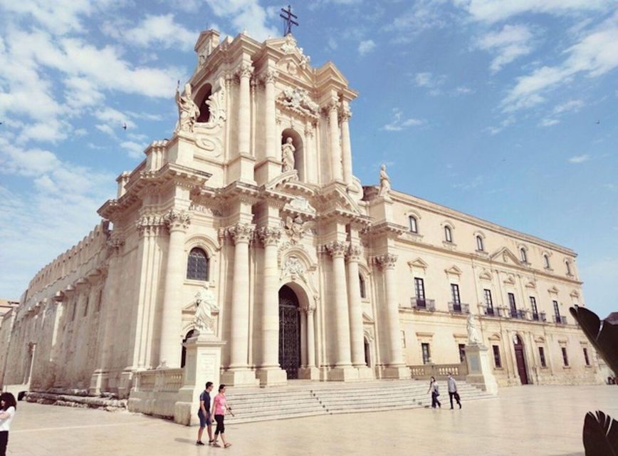 Private Day Trip of Syracuse, Ortigia and Noto From Taormina - Strolling Through Notos Baroque Streets