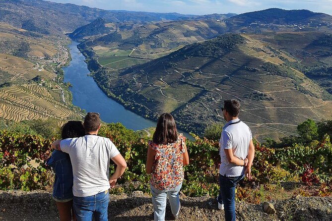 Private Douro and Porto 4x4 Tour With Wine Tasting and Boat Trip - Accessibility Features