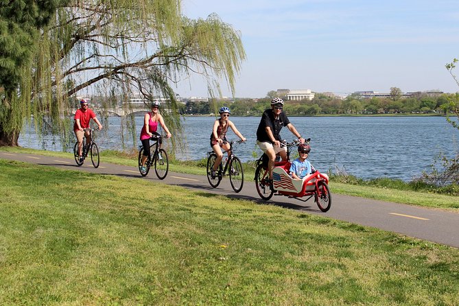 Private Family-Friendly DC Tour by Bike - Safety and Equipment