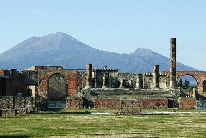 Private Full Day Tour to Pompeii Amalfi Coast and Ravello - Accessibility Information
