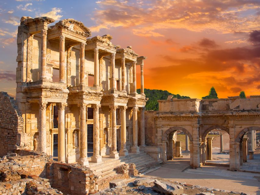 Private Guided Exploration of Ephesus - Language Options