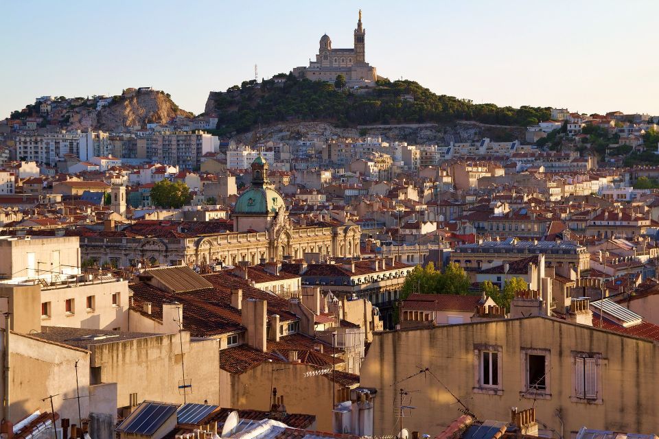 Private Guided Walking Tour of Aix En Provence and Marseille - Inclusions and Customization